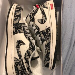 Air Jordan One Low/Dior Edition size 6.5